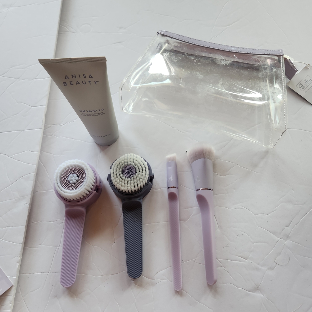 Anisa Beauty Skincare Brush Set with Clear Pouch